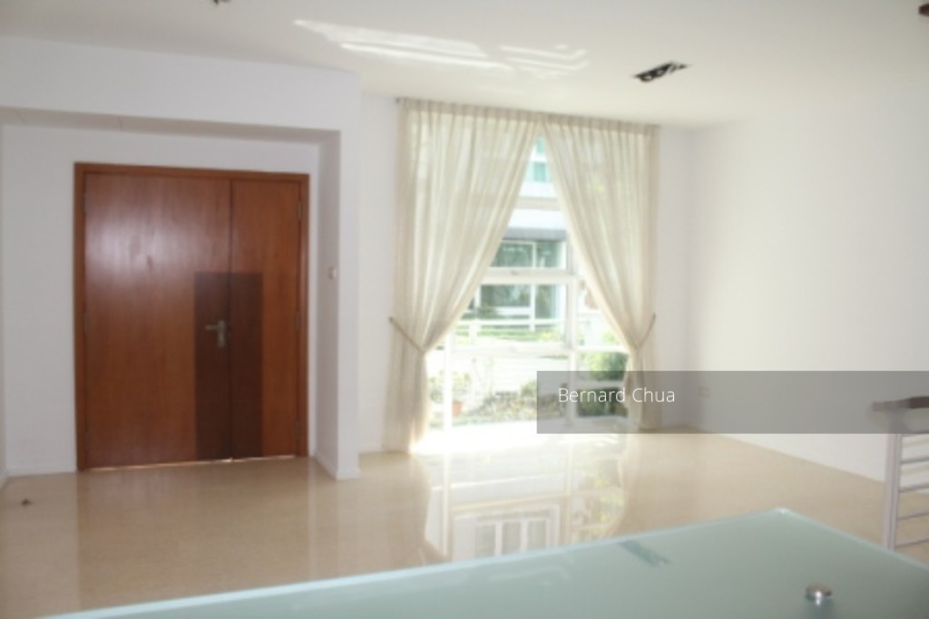 Binjai Crest (D21), Terrace #182467832